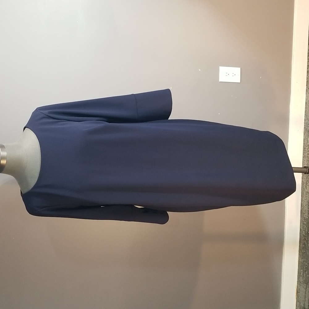Plus navy size 14W stretchy comfortable Calvin Klein split sleeves flattering